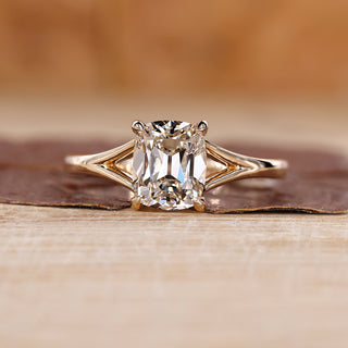 Old mine cut diamond ring with vintage charm.