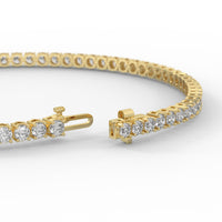7 inch diamond tennis bracelet for women.