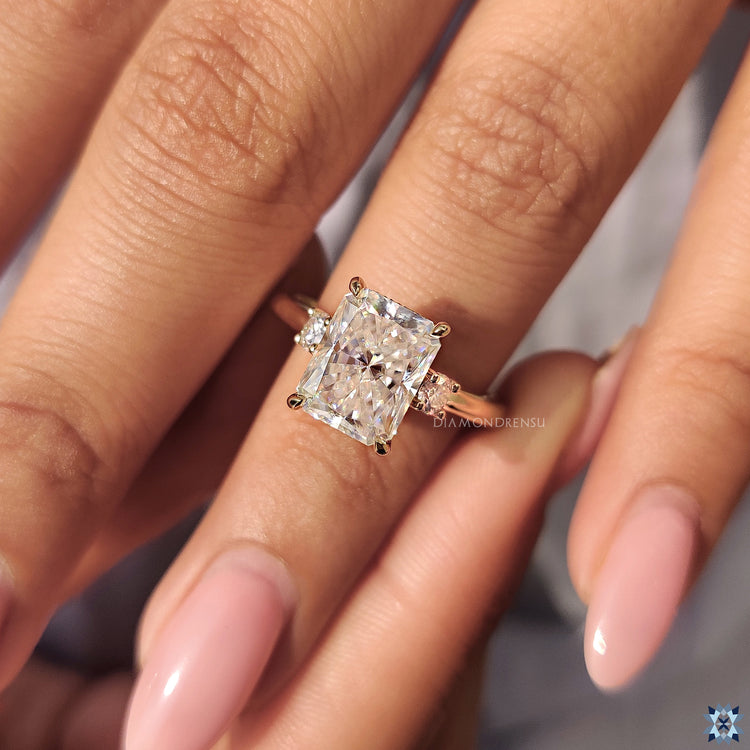 Diamondrensu engagement ring with hidden halo design.