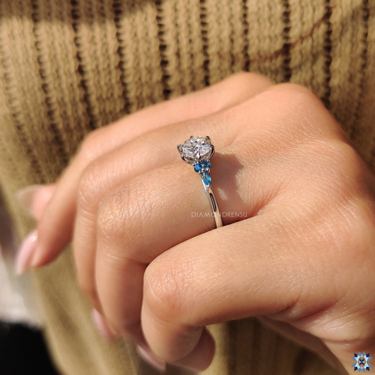 Diamondrensu engagement ring round moissanite engagement ring.