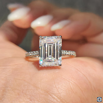 Cathedral setting ring with vintage-inspired detailing.