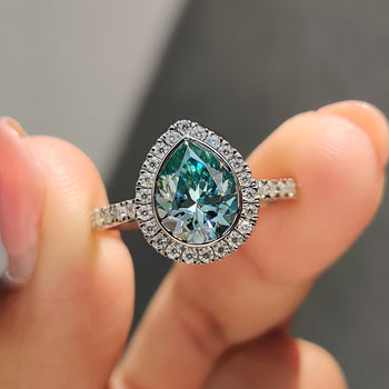 Pear Cut Engagement Ring in a beautiful halo ring setting.