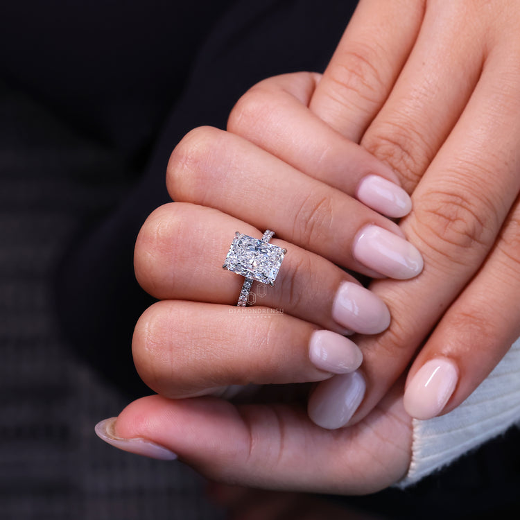 White gold engagement ring designed for a modern and timeless look.