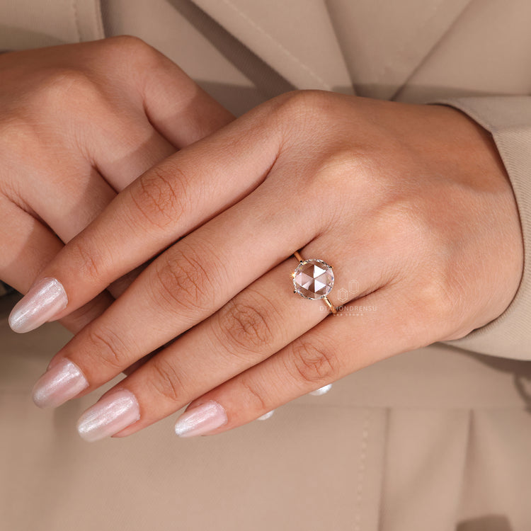 Yellow gold round rose cut ring