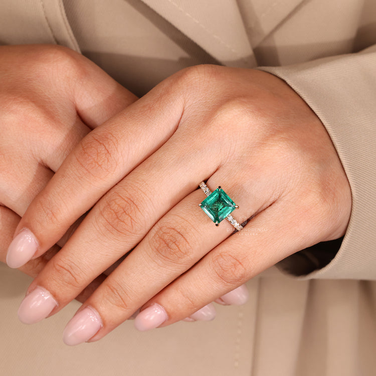 Handmade jewelry emerald birthstone ring.