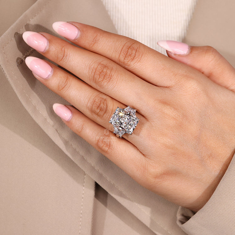 Lab Grown Diamond 3 stone ring with modern cathedral setting.