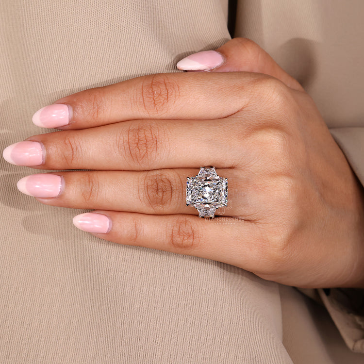 Handmade jewelry 3 stone ring perfect to buy engagement ring.