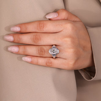 IGI certified Lab Grown Diamond custom diamond ring design.