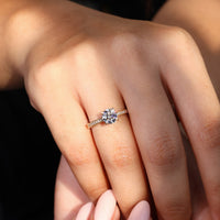 Round Diamond Engagement Ring Yellow Gold