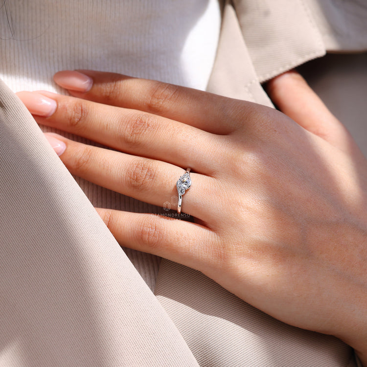 Beautiful bypass setting ring crafted for a modern look.