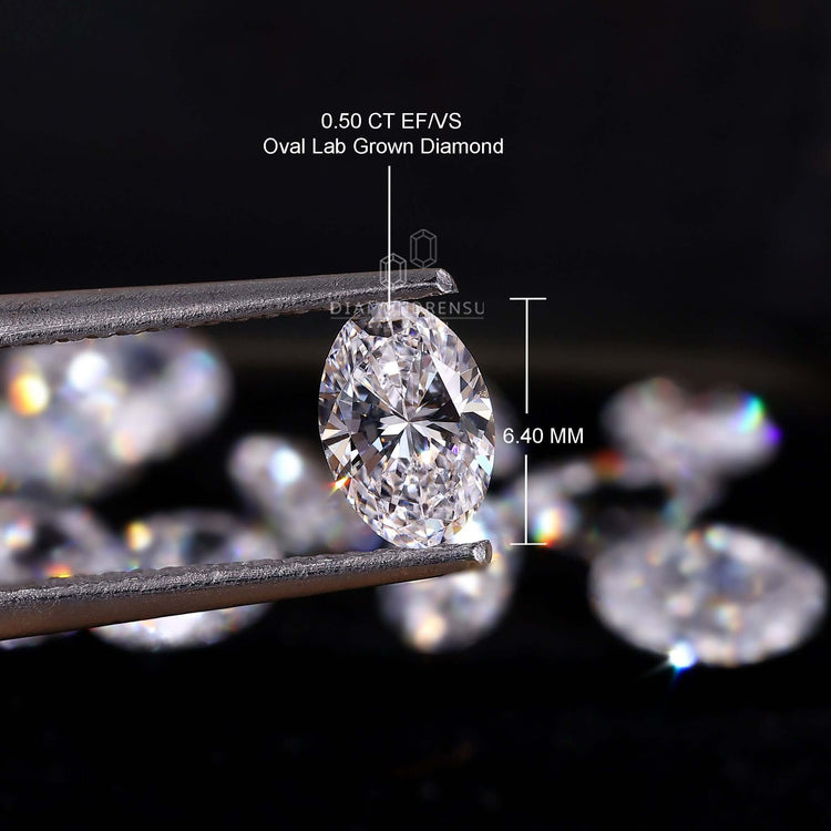 Lab grown loose diamond crafted in oval cut for engagement settings.