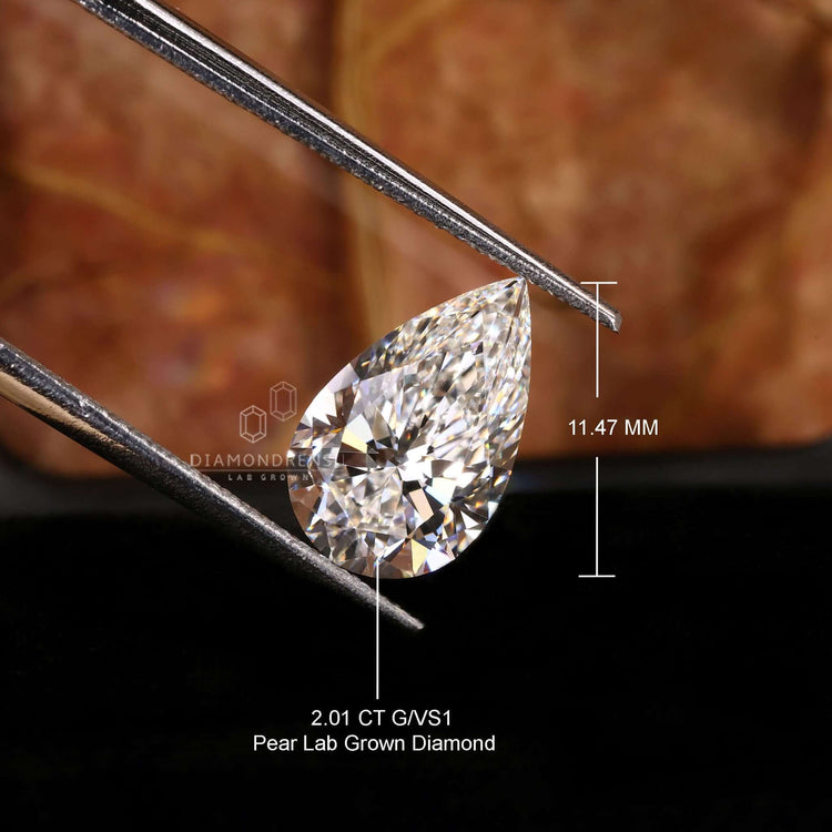 Diamondrensu lab grown diamond available in pear cut loose form.