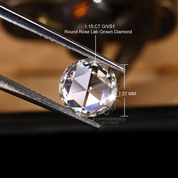 Loose diamond round cut from Diamondrensu collection.