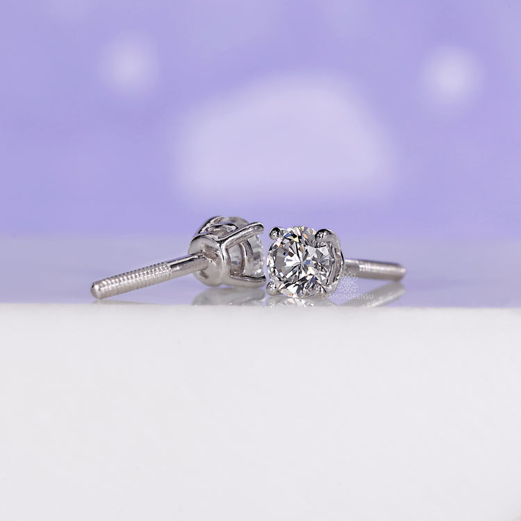 White Gold Earring 0.50 TCW - Round Cut Diamonds