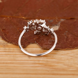 Round And Marquise Diamoand Ring In Bypass Setting