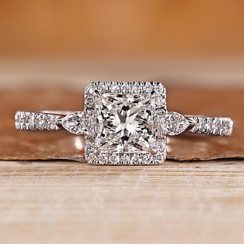 Round cut pave style adds detail to the tapered shank.