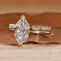 Marquise and round band pairs with the open gap.