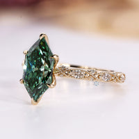 Handmade Dutch marquise diamond ring by Diamondrensu.