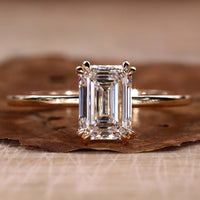 emerald engagement ring