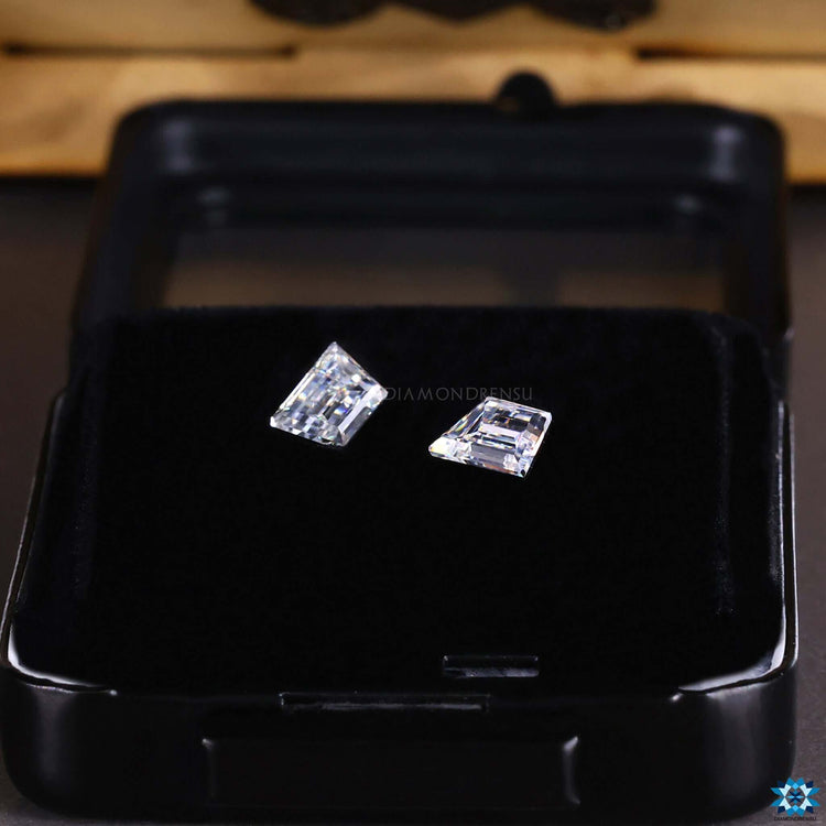 Pair Of Stones listed under Trapezoid Cut Loose Moissanite category.