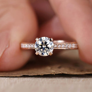 round cut diamond engagement ring - diamondrensu