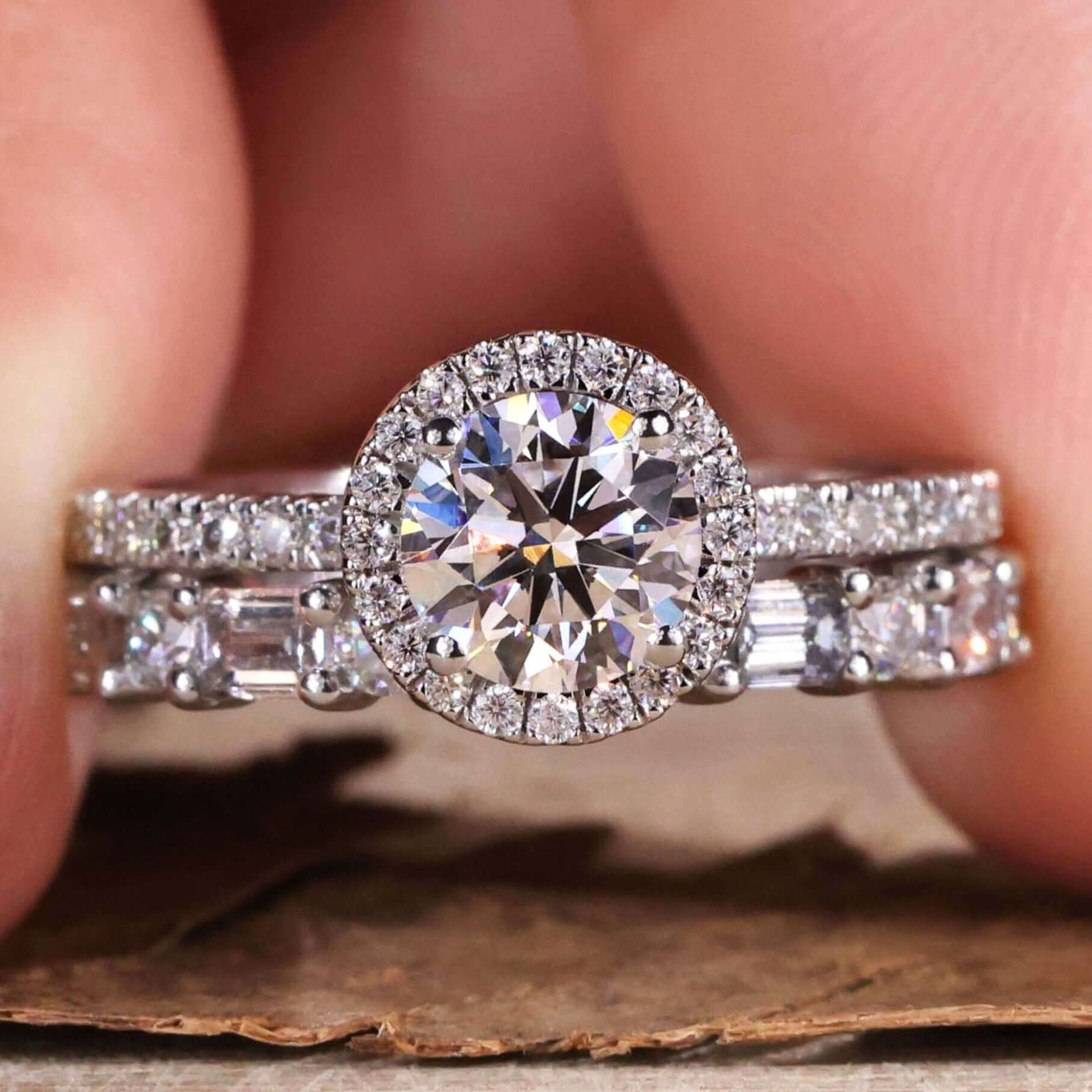 Round Engagement Rings buy online Diamondrensu
