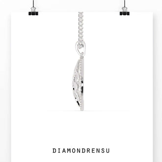This designer chain offers lasting beauty and modern flair.
