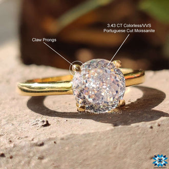 Handmade ring made with care and exceptional detail.