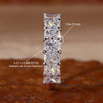 custom engagement rings