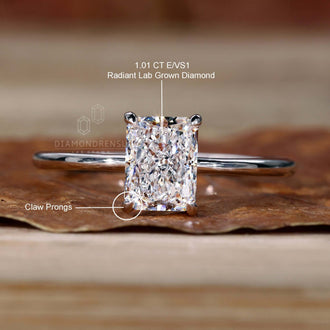 customized engagement ring