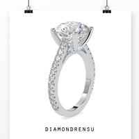 Round brilliant cut diamond ring with a 4 prong engagement ring setting.