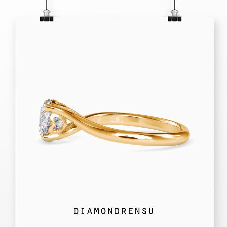 Bypass setting ring featuring a brilliant round diamond.