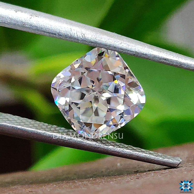 Moissanite used in various jewelry styles.