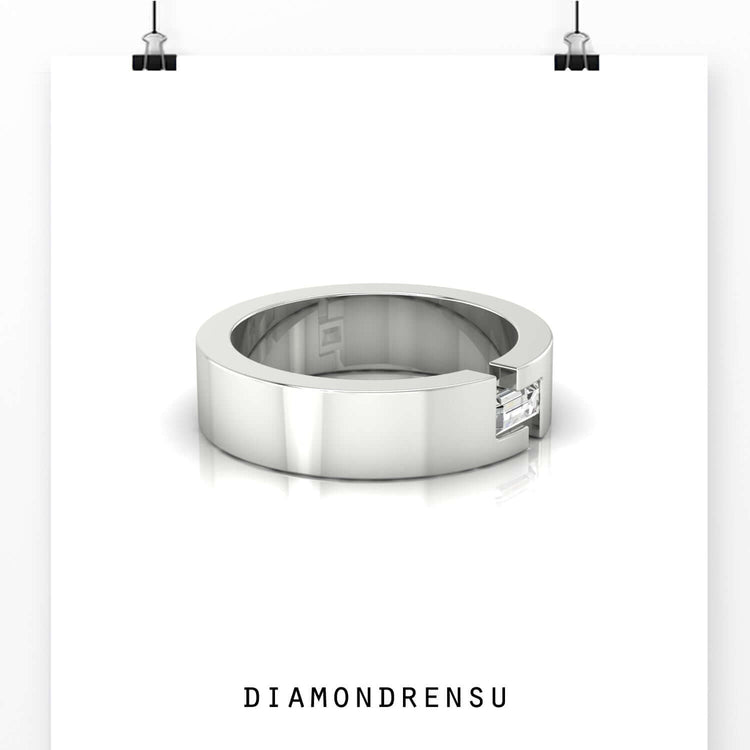 Antique diamond band with delicate patterns and timeless appeal.