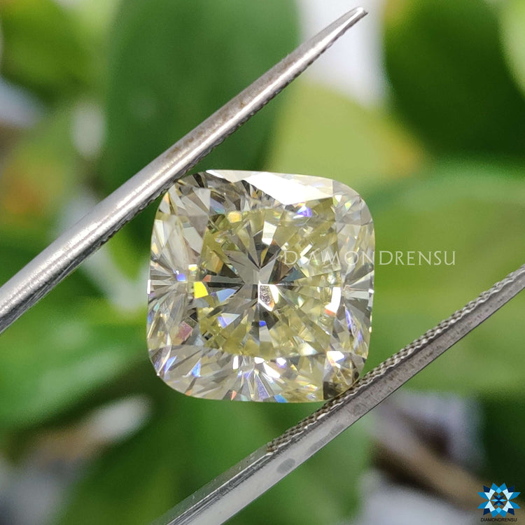 Cushion Moissanite available from Diamondrensu Moissanite in 8.67 carat Moissanite weight.