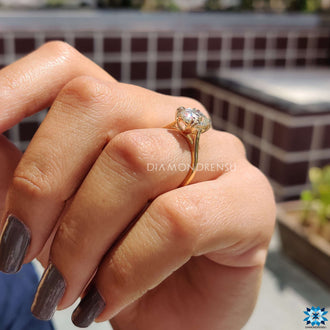 Beautiful cathedral ring settings designed for maximum brilliance.