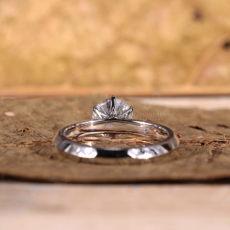 Lab Diamond Ring, 1.01 CT Round Brilliant Cut E/VVS Diamond Solitaire Engagement Ring, Knife Edge Ring