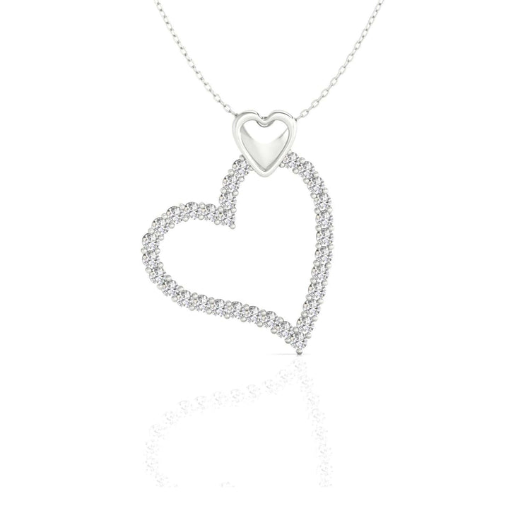 Heart pendant gold with Lab Grown Diamond, IGI certified and made with a shared prong setting.