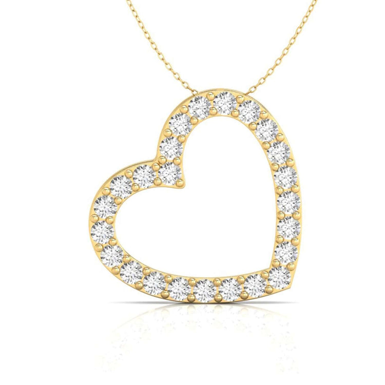 The round pendant with diamonds shines with brilliant sparkle.