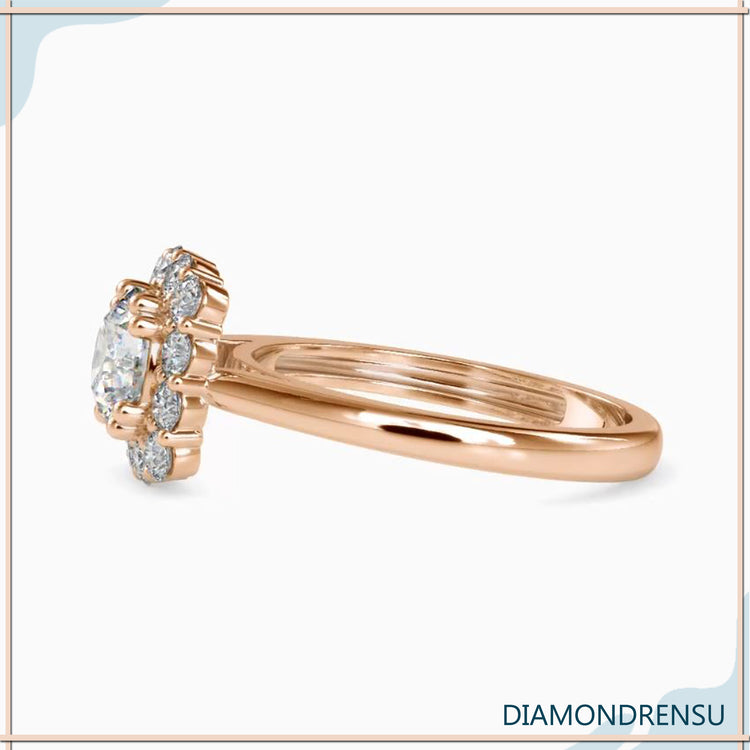 Round diamond ring halo with a stunning diamond center.