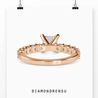 Stunning princess diamond ring in white gold with a classic design.