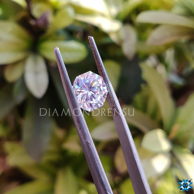 Loose moissanite stone in colorless grade.