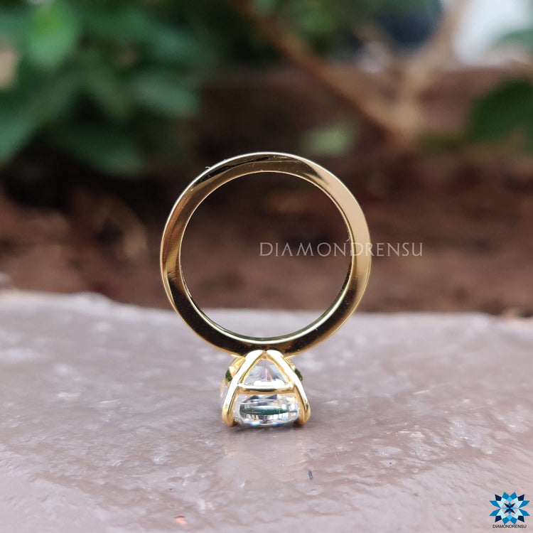 Moissanite solitaire ring with exquisite brilliance, ideal for ethical jewellery lovers.