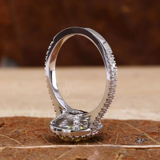 diamond engagement ring