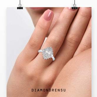 Oval cut diamond ring crafted with elegance and sophistication.