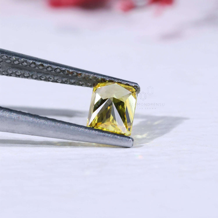 0.75 carat loose radiant cut lab grown diamond.