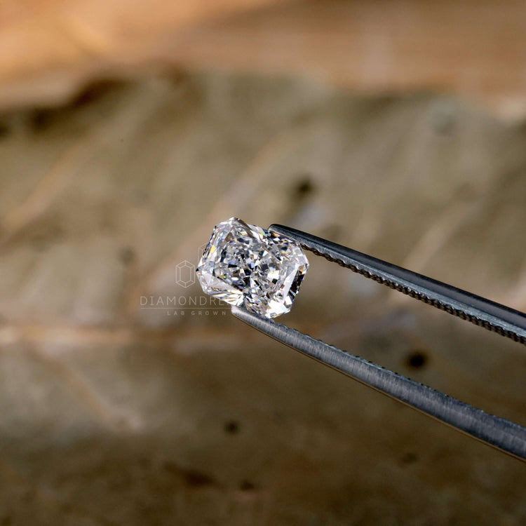 Radiant cut loose diamond in lab grown diamond loose stone form.