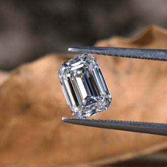 Buy loose diamond emerald cut lab grown.