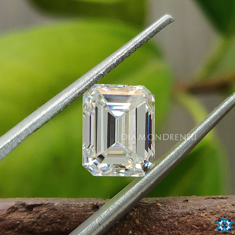 Emerald Moissanite used in designer pendants crafted from Moissanite loose stones.
