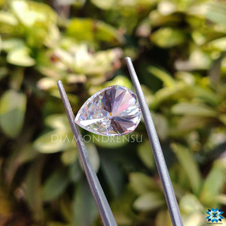 Pear moissanite loose stone with 5.43 carat weight and a brilliant pear cut.